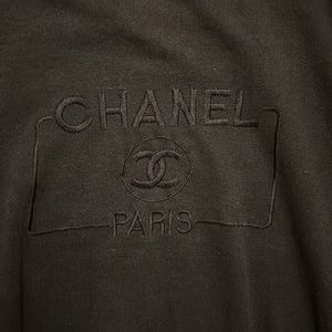 Chanel thin sweater. Dark navy. Vintage. No tag. Size small